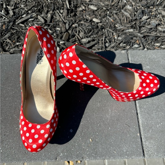 Red with white polka dot heels - Picture 3 of 3